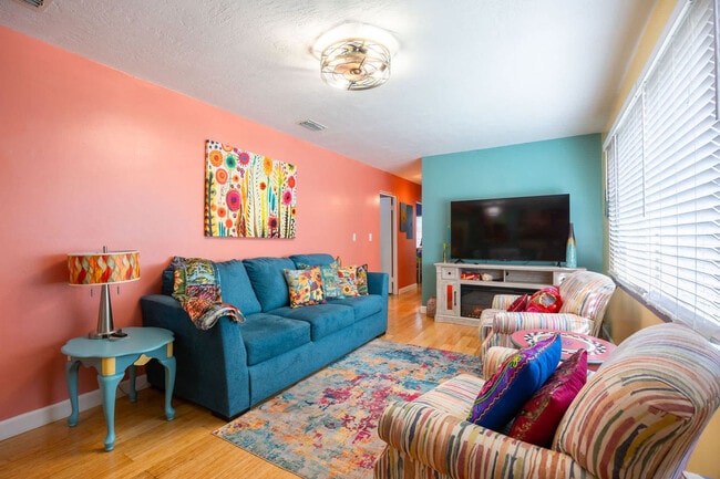 214 Lucerne Dr in Cocoa, FL - Building Photo - Building Photo