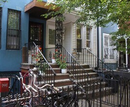 462 17th St-Unit -: 2 in Brooklyn, NY - Building Photo - Building Photo