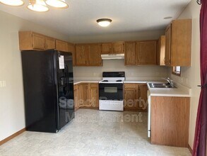 9608 Yuma Dr in Fort Wayne, IN - Building Photo - Building Photo