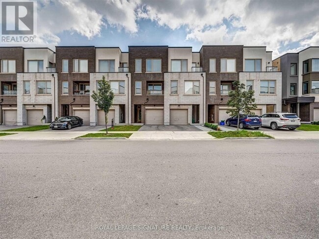 property at 212 Huguenot Rd