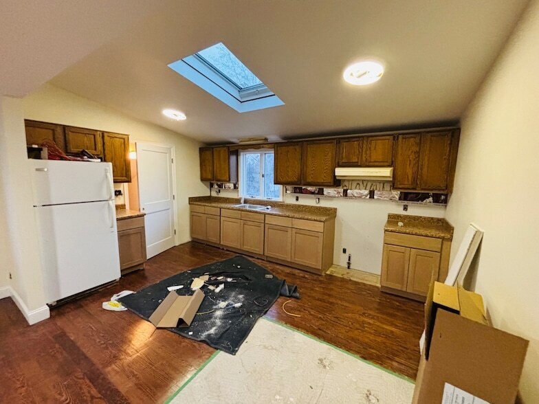 13 Chestnut St, Unit 2 in Glen Cove, NY - Building Photo