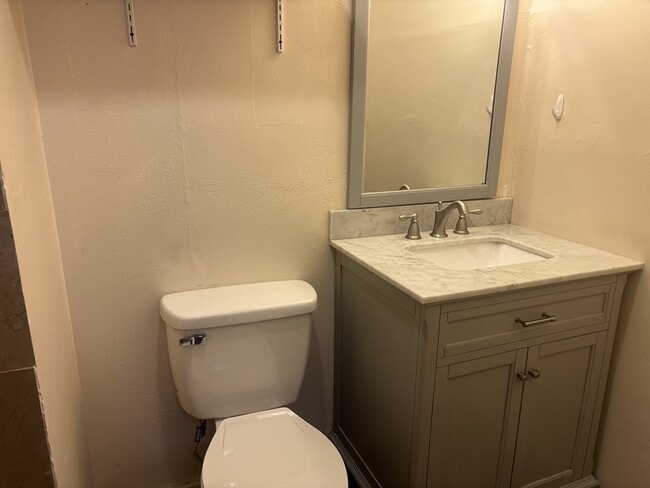 145 E Main St in Lisbon, IA - Building Photo - Building Photo