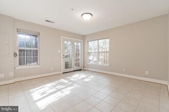 3801 Watkins Mill Dr in Alexandria, VA - Building Photo - Building Photo