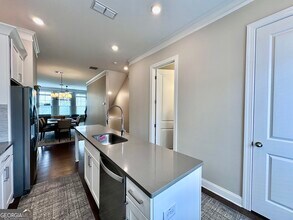 4004 Allegretto Cir in Atlanta, GA - Building Photo - Building Photo