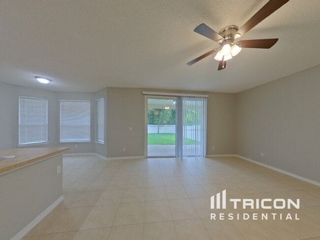 3571 Live Oak Hollow Dr in Orange Park, FL - Building Photo - Building Photo