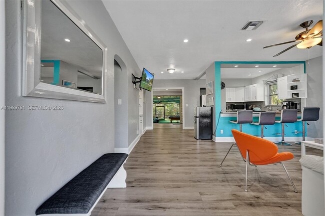 529 NW 8th St in Dania Beach, FL - Building Photo - Building Photo