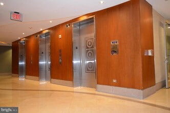 811 4th St NW in Washington, DC - Building Photo - Building Photo