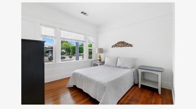 1770 N Sierra Bonita Ave in Pasadena, CA - Building Photo - Building Photo