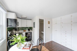 113 S Henry St, Unit SI ID1468341P in Madison, WI - Foto de edificio - Building Photo