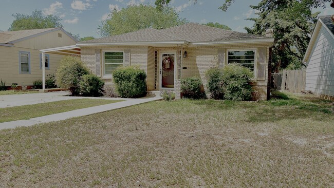 property at 2606 26th St