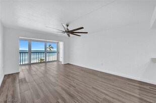 25820 Hickory Blvd in Bonita Springs, FL - Building Photo