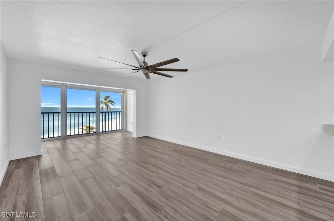 25820 Hickory Blvd in Bonita Springs, FL - Building Photo
