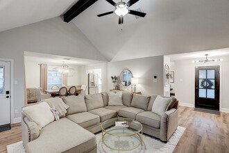15407 Woodcote Ct in Houston, TX - Building Photo - Building Photo