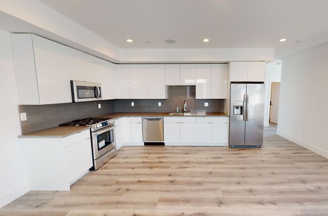 Craner- New Apartment Homes in North Hollywood, CA - Building Photo - Building Photo