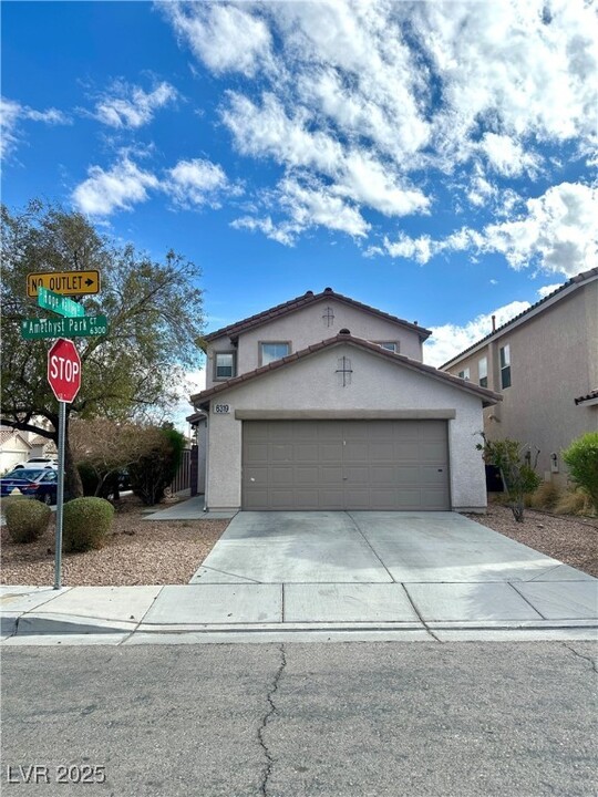 6319 Amethyst Park Ct in Las Vegas, NV - Building Photo