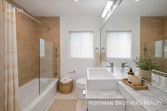 1119 Cochran Ave in Los Angeles, CA - Building Photo - Building Photo