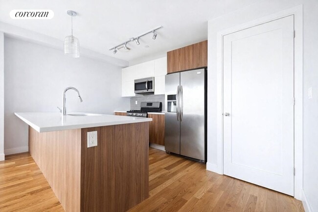 property at 1288 E 19th St