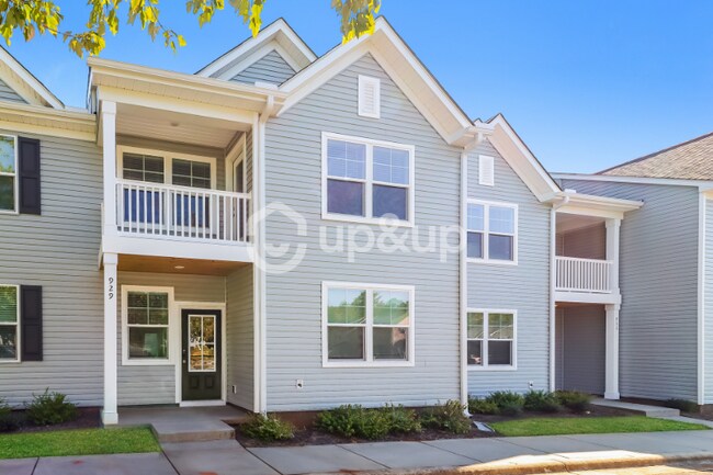 929 Ranchero St in Statesville, NC - Foto de edificio - Building Photo