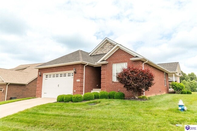 property at 901 Leafland Pl