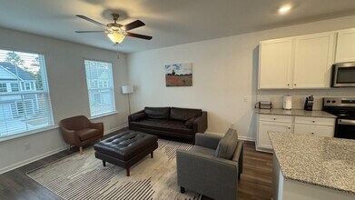 134 Roxanne Dr in Goose Creek, SC - Building Photo - Building Photo