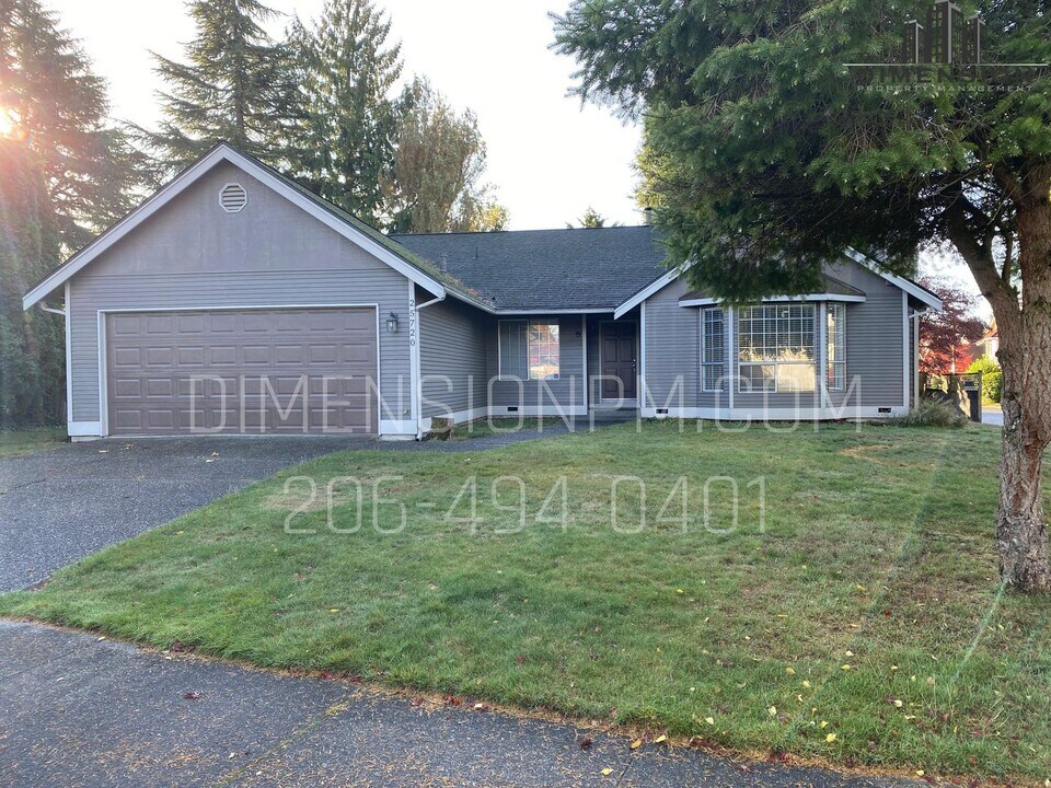 25720 117th Pl SE in Kent, WA - Building Photo