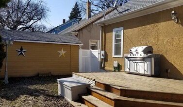 814 11th Ave N in Fargo, ND - Building Photo - Building Photo
