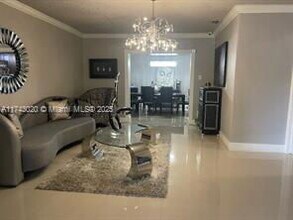 2701 SW 79th Ave in Miami, FL - Building Photo - Building Photo