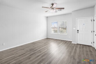 105 Switchgrass St in San Marcos, TX - Building Photo - Building Photo