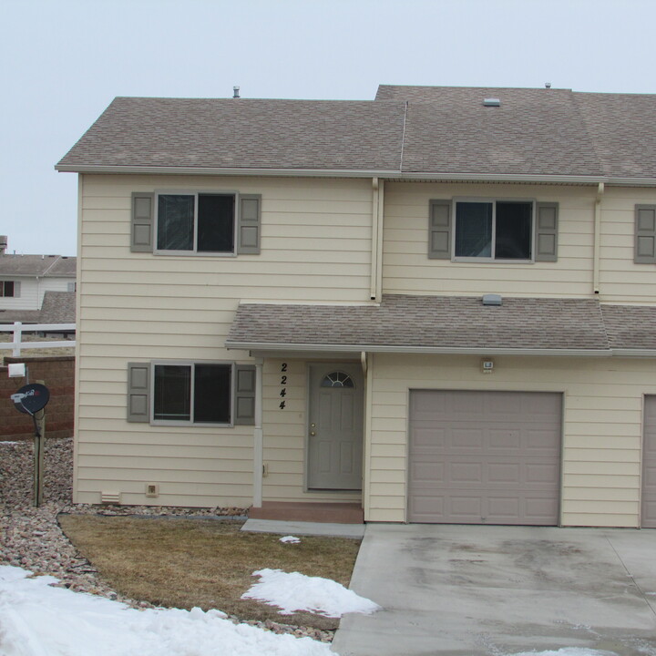 2244 Lamplighter Ln in Casper, WY - Building Photo