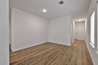 9626 Summer Shadow Wy in Houston, TX - Building Photo - Building Photo