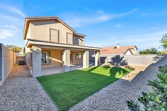 10213 Anoka Ave in Las Vegas, NV - Building Photo - Building Photo