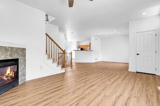18179 E Cornell Pl in Aurora, CO - Building Photo - Building Photo