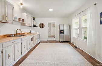 515 W Jackson St in Kokomo, IN - Building Photo - Building Photo