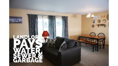 7025 W 56th St-Unit -7 in Sioux Falls, SD - Foto de edificio - Building Photo