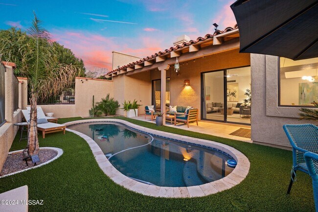841 Camino Corrida in Oro Valley, AZ - Building Photo - Building Photo