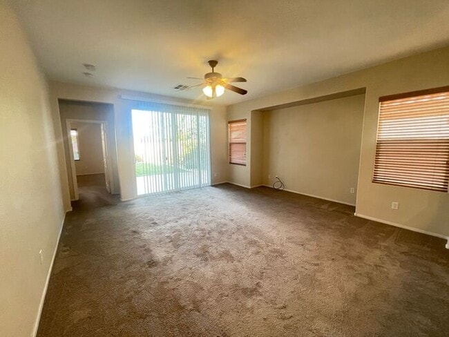 3702 Fading Sun St in Las Vegas, NV - Building Photo - Building Photo