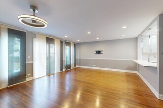 333 Redwing Dr in Deerfield, IL - Building Photo - Building Photo