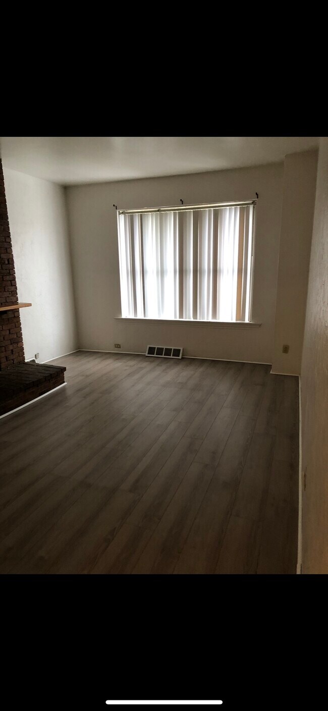 204 Stratford Ave, Unit #1 in Pittsburgh, PA - Foto de edificio - Building Photo