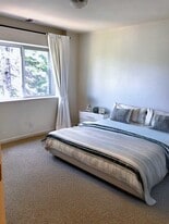 12664 Zurich Pl, Unit Four in Truckee, CA - Building Photo