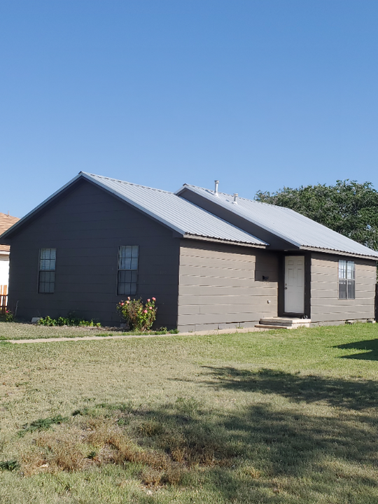 1909 1st Ave in Canyon, TX - Foto de edificio
