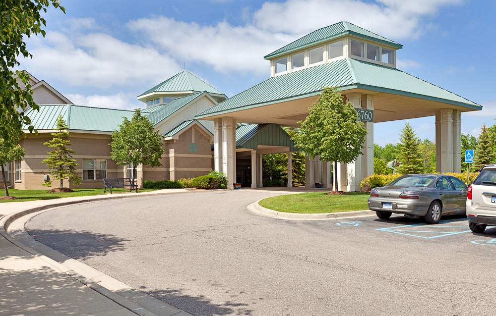 Norma Jean and Edward Meer Senior Apartments in West Bloomfield, MI - Building Photo