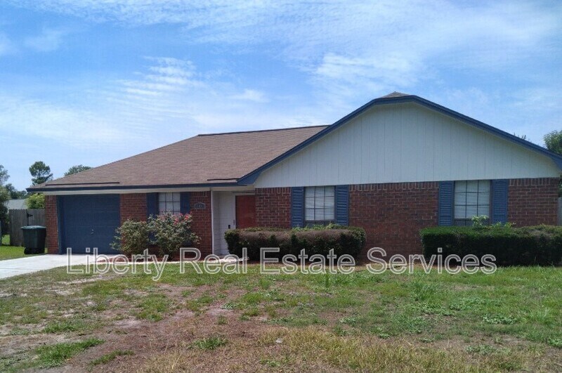 905 King Air Ct in Hinesville, GA - Building Photo