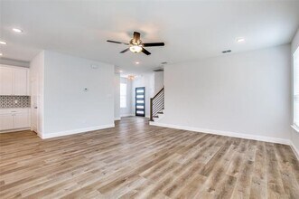 3105 Chihuahua Ave in Dallas, TX - Building Photo - Building Photo