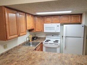222 W Beaver Ave, Unit 605 in State College, PA - Building Photo - Building Photo