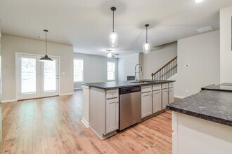 1175 Spring Marsh Ct NE in Gainesville, GA - Building Photo - Building Photo