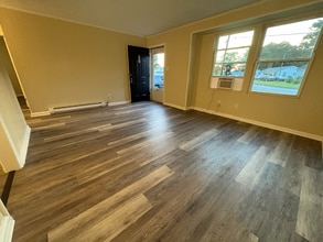 243 York St in Jacksonville, NC - Building Photo - Building Photo