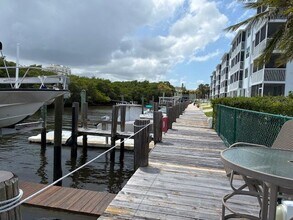 689 NE 6th Ct in Boynton Beach, FL - Building Photo - Building Photo