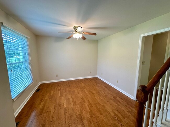 405 N Mecklenburg Ave in South Hill, VA - Building Photo - Building Photo