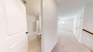 Mimms Trail Subdivision -SUBLEASE MAY 2026-JUNE 2027 in Auburn, AL - Building Photo - Building Photo