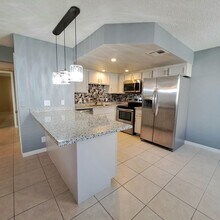 929 Sulphur Springs Ln in Las Vegas, NV - Building Photo - Building Photo